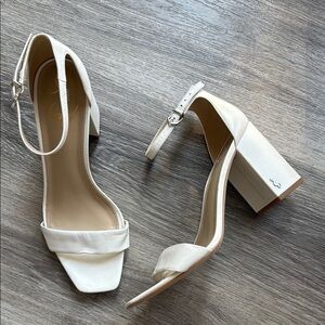 Sam Edelman White Leather Block Heel Sandals 10M